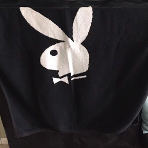 playboy Reversible fleece throw